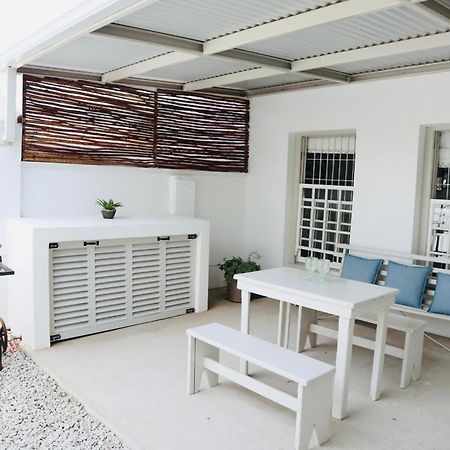 River Bend Guesthouses Graaff Reinet Exterior photo