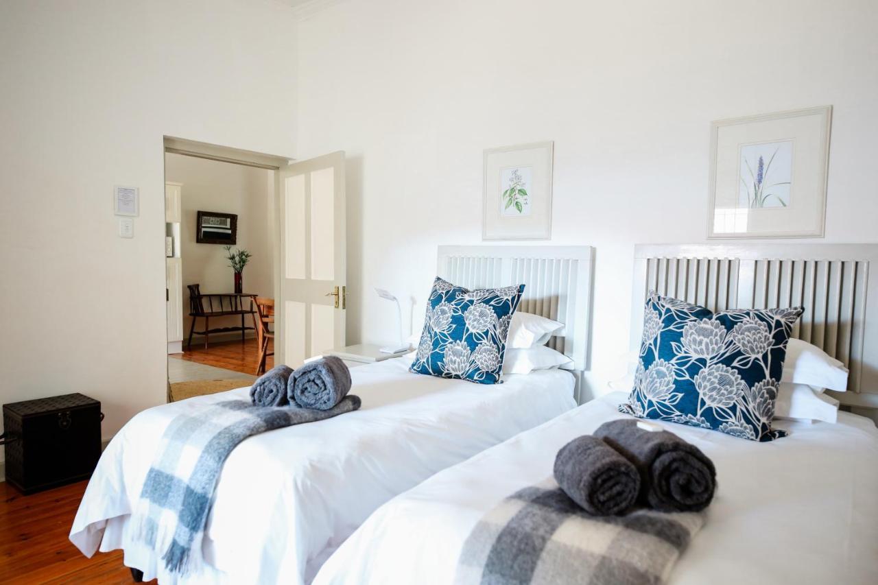 River Bend Guesthouses Graaff Reinet Exterior photo