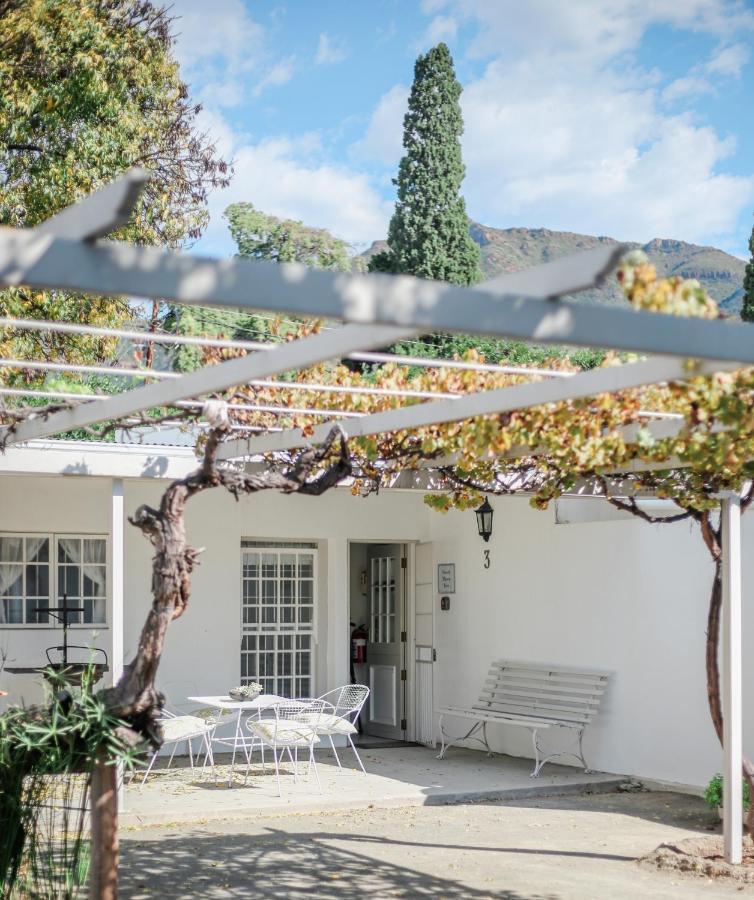 River Bend Guesthouses Graaff Reinet Exterior photo
